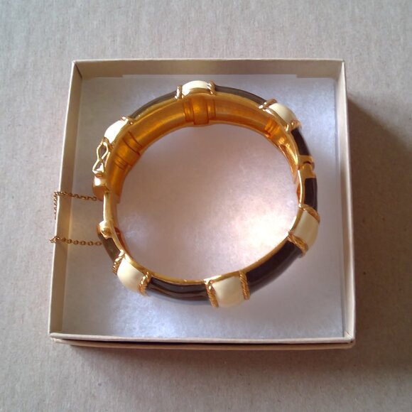 J Crew Factory Enamel Bracelet with Dainty Chain - Picture 4 of 12